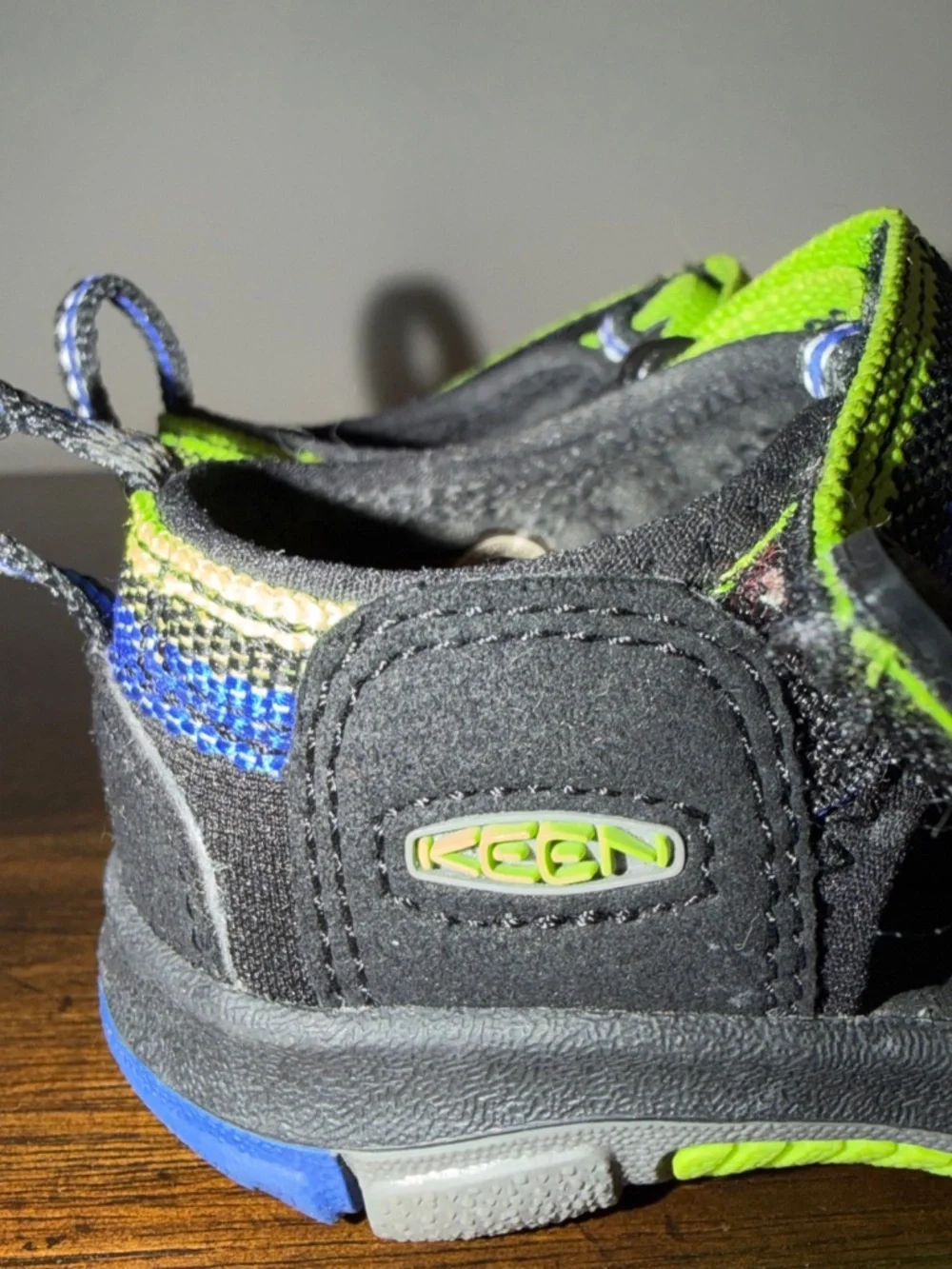 Keen Little Kids Blue w/green Waterproof Sport Sandals Sz 6 Rubber Toe EUC